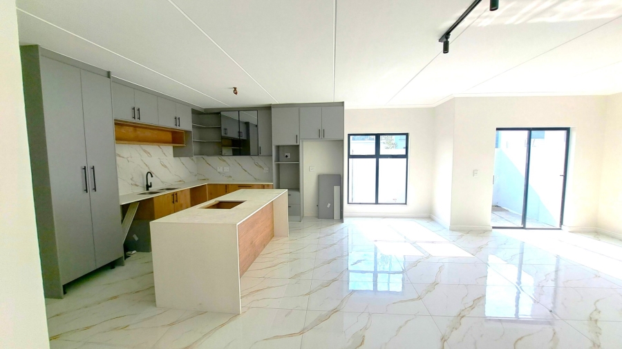 3 Bedroom Property for Sale in Sandown Western Cape